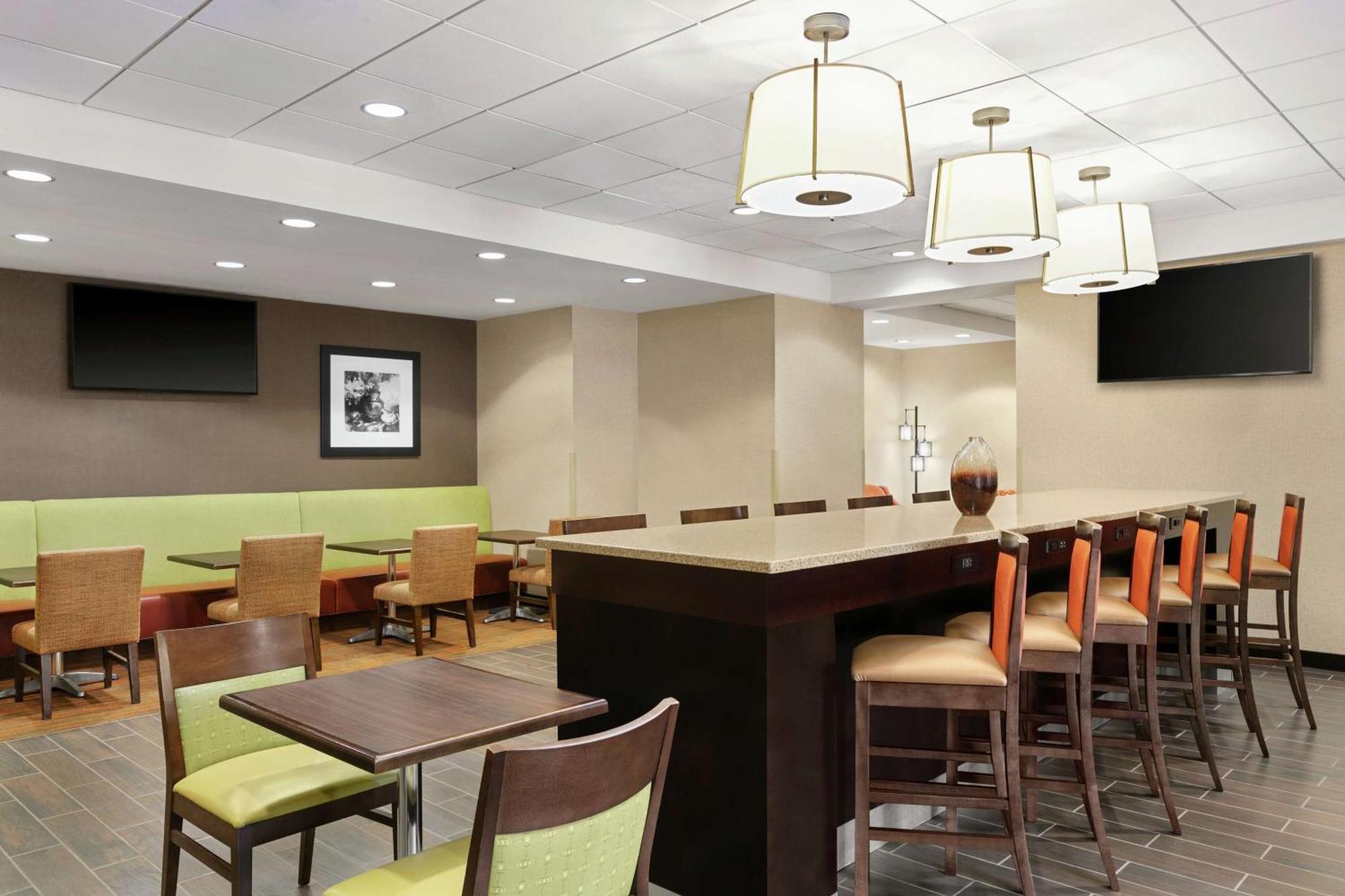 Hampton Inn Washington-Dulles International Airport South Chantilly Exterior foto